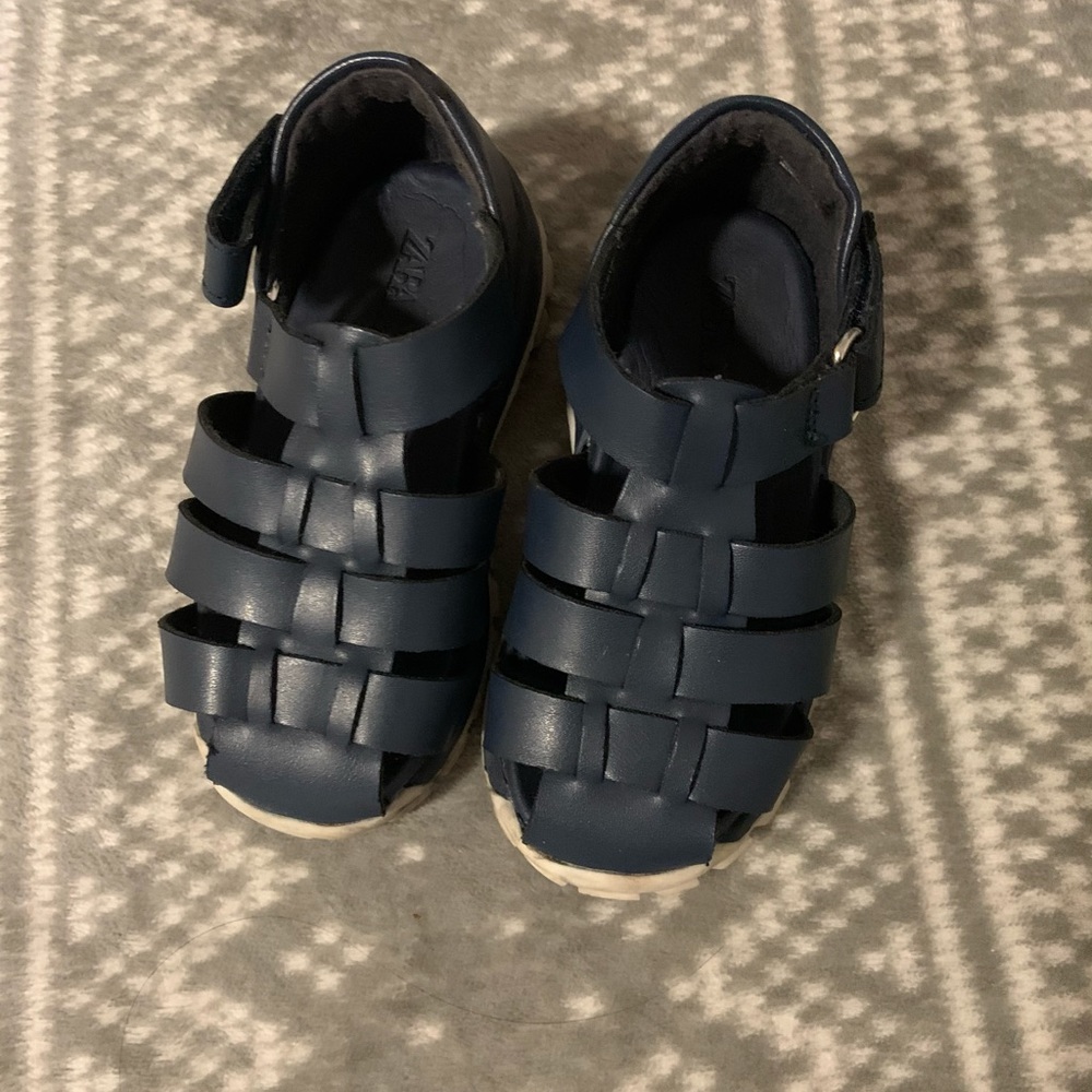 Zara leather shoes